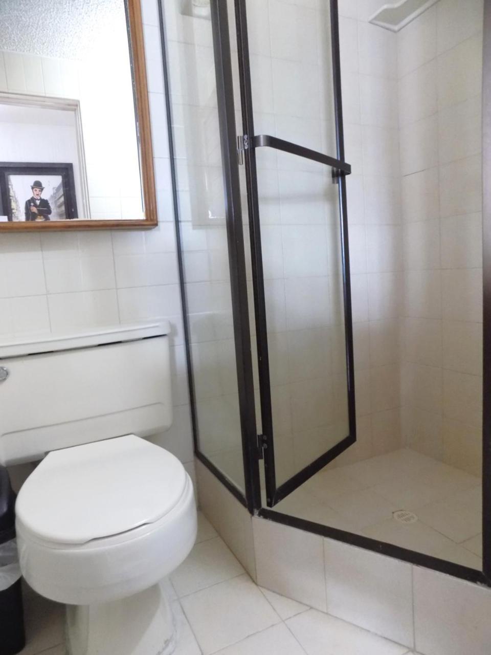 And Private Bathroom At Chapinero Alto Homestay *