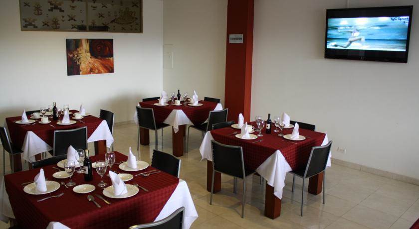 Dorado Gold Airport Hotel 3*