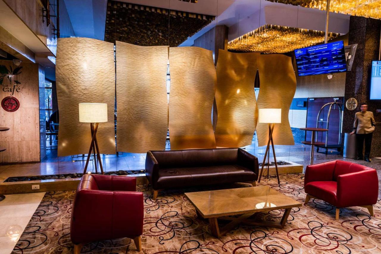 Hotel Plaza 5*