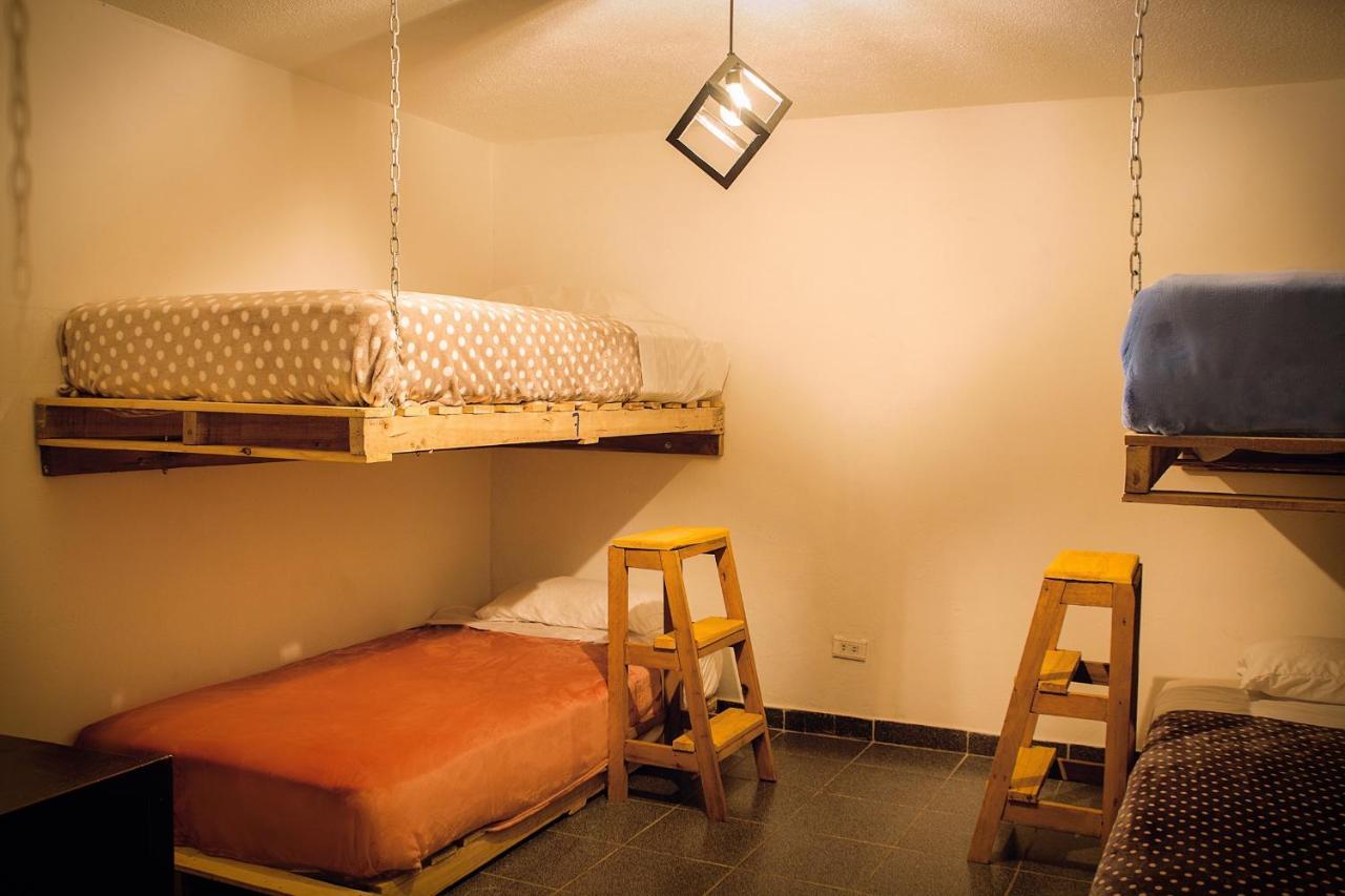 Bababuy Hostal *