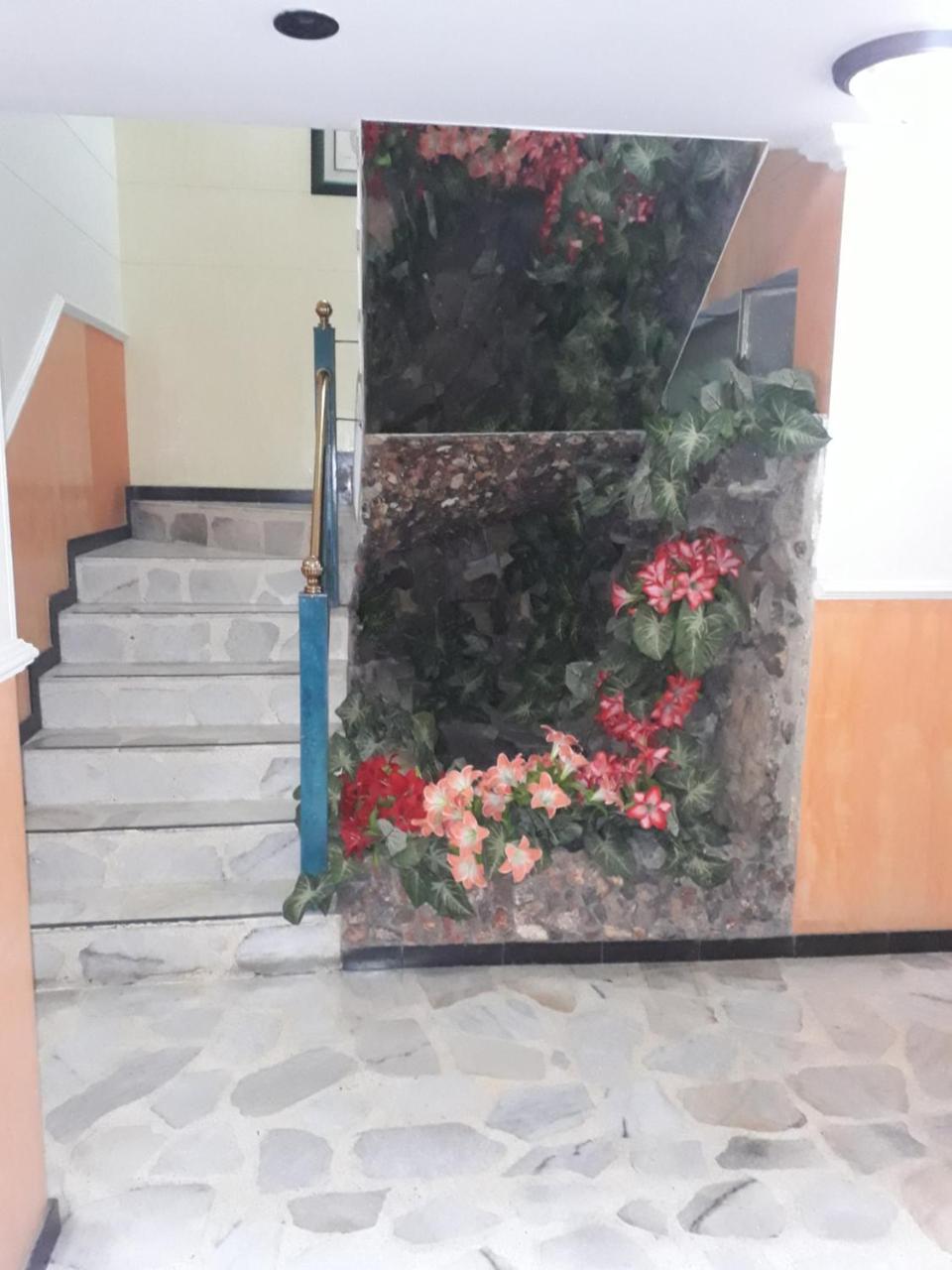 Hotel Hyntiva 3*