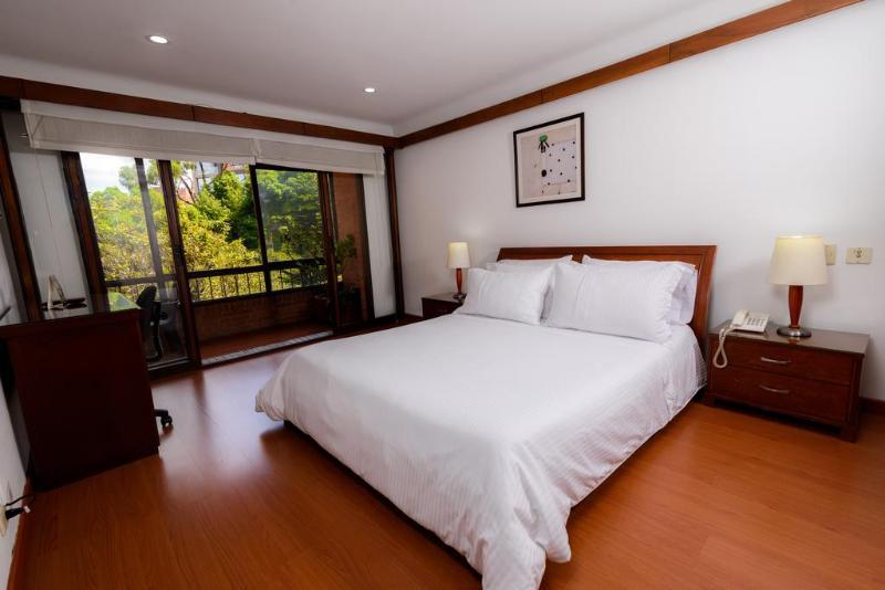 Hotel Travelers Y Condominioplenitud Bogotá