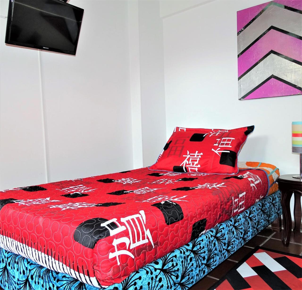 Violeta Park Hostal