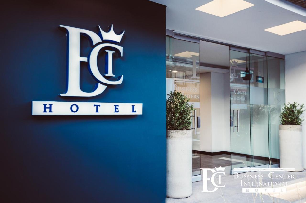 Business Center International 3*
