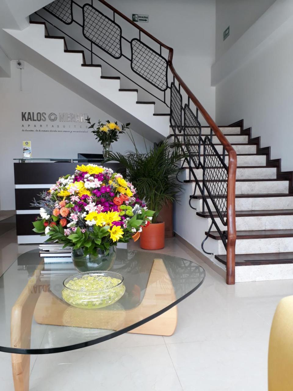 Kalos Meraki Apartasuites