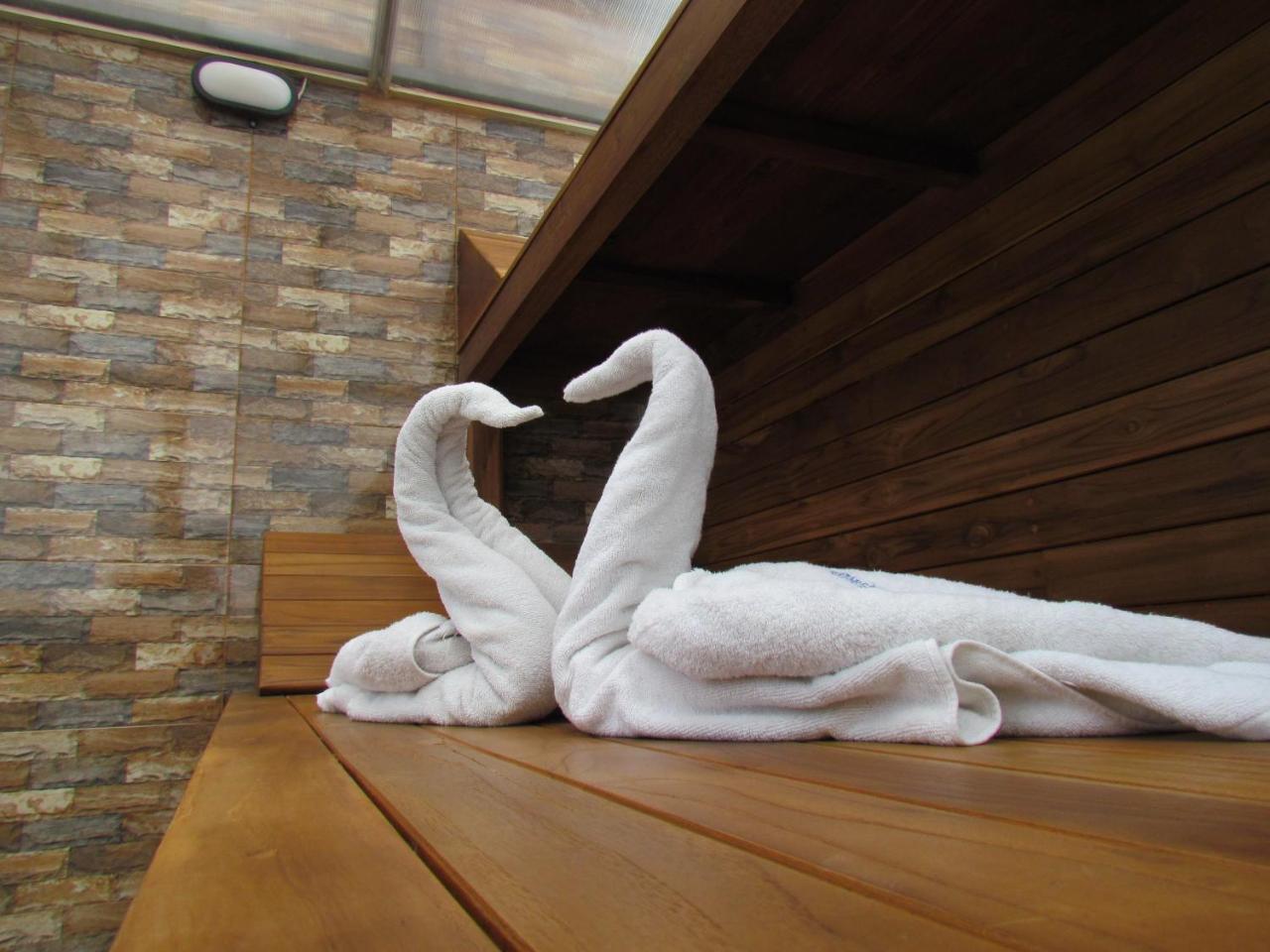 Apartasuite Normandia Hotel 3*