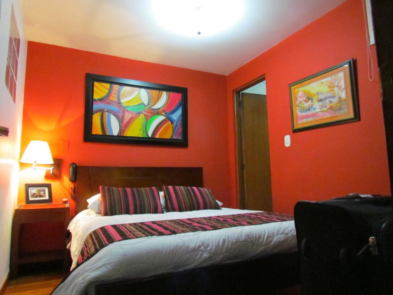 Apartasuite Normandia Hotel 3*