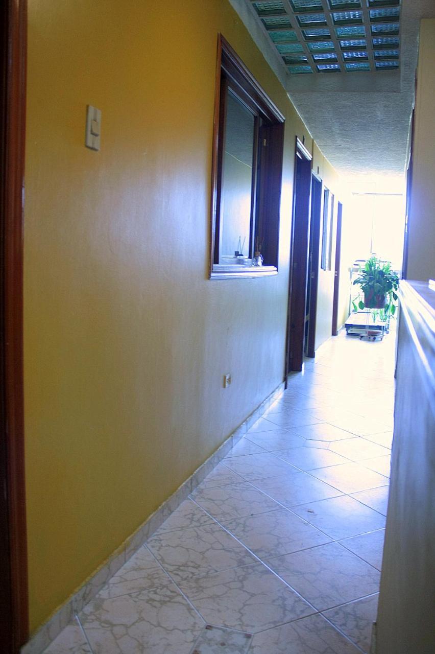 Casa Alb *