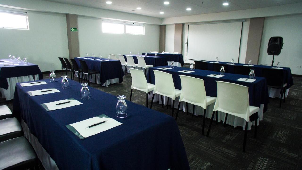 Wlh Silver Corferias Hotel Bogotá