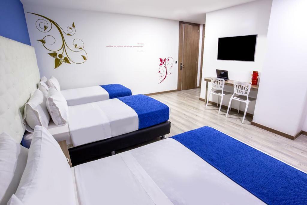 Aw Plaza Miranda Hotel 3*