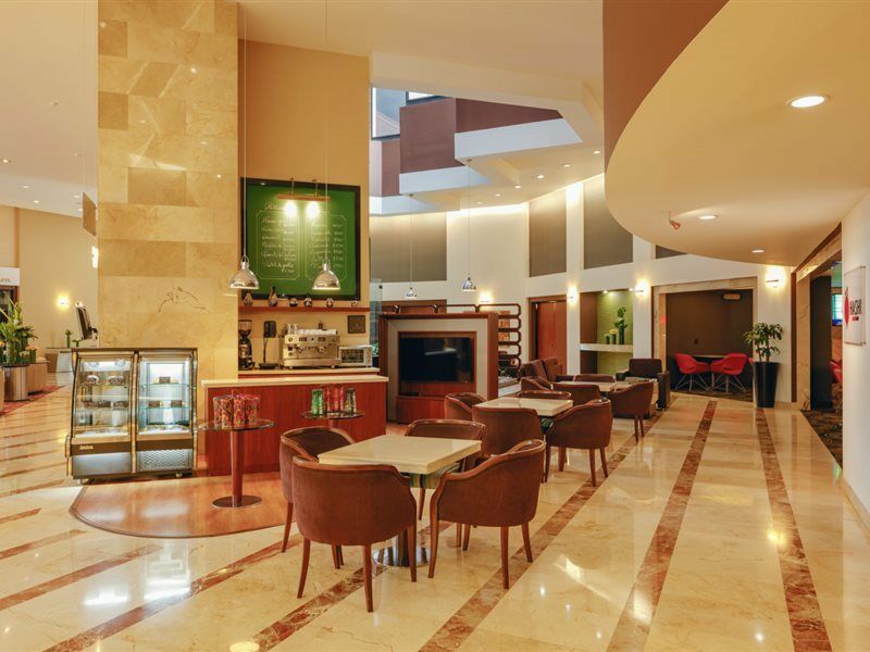Sheraton Hotel 5*