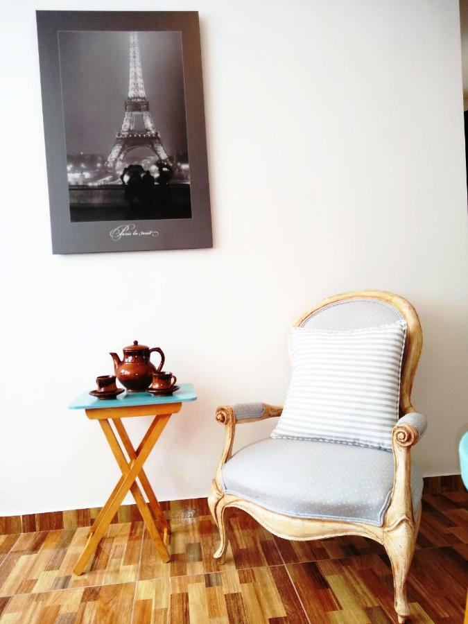 Kalos Meraki Apartasuites
