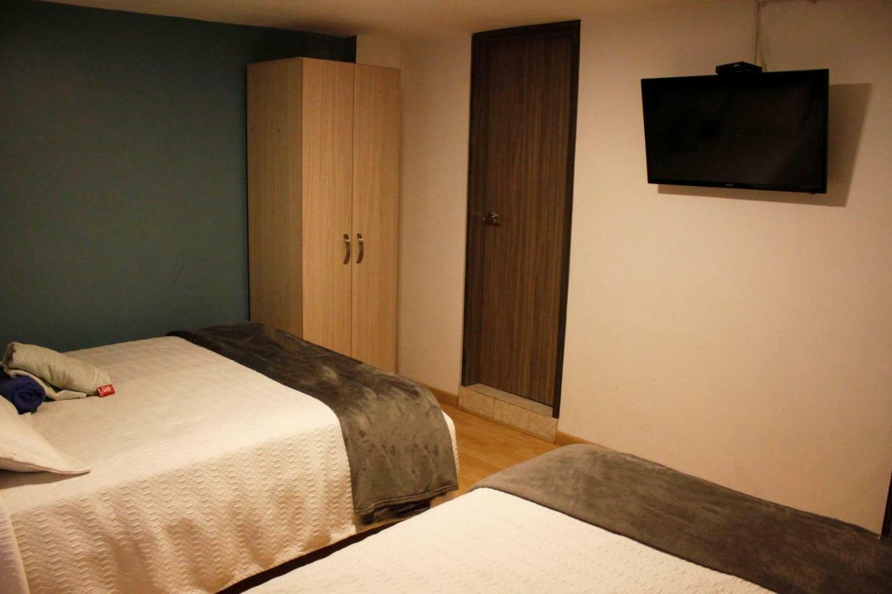 Rua Hostels Usaquén - *