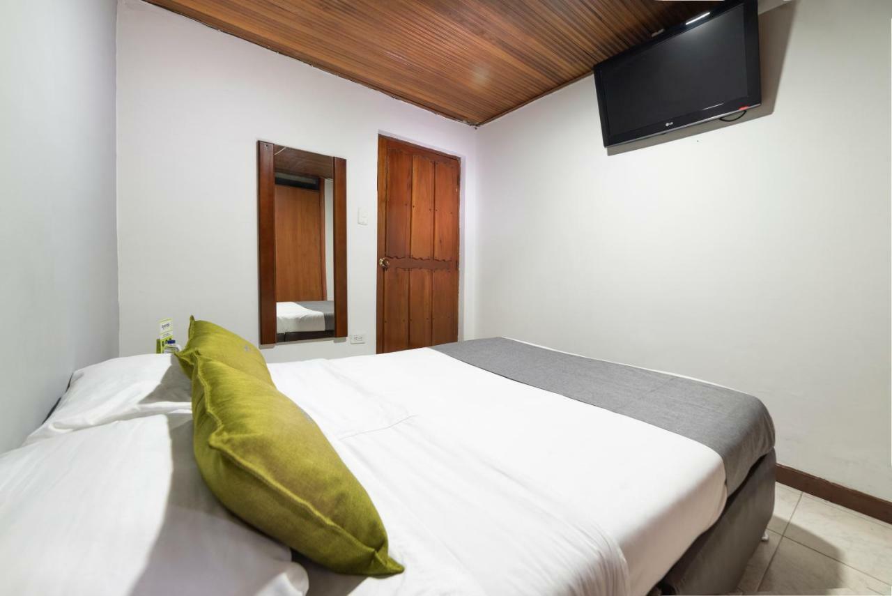 Ayenda 1033 De Normandia Hotel Bogotá