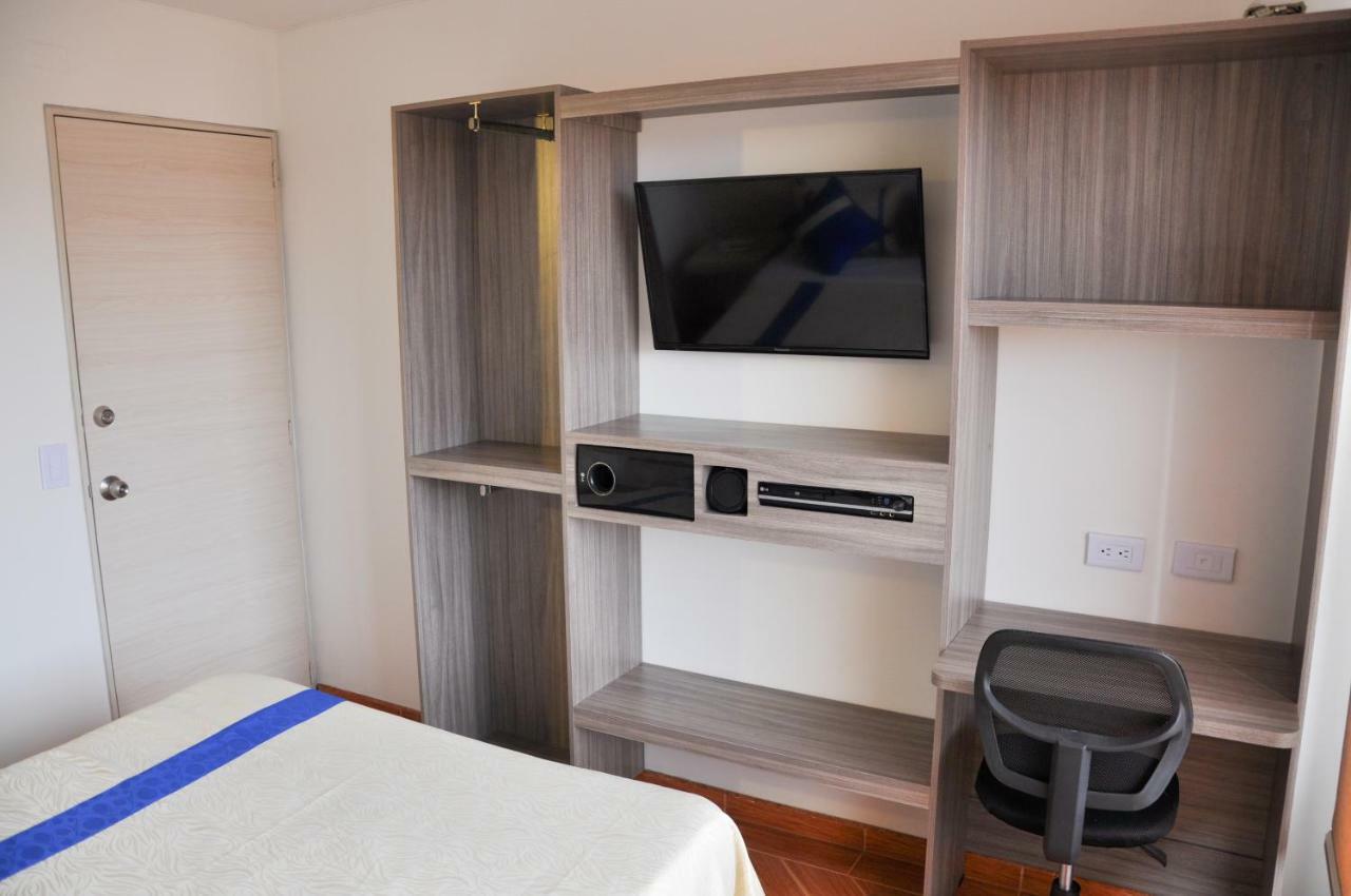 Hostal Suites Royal
