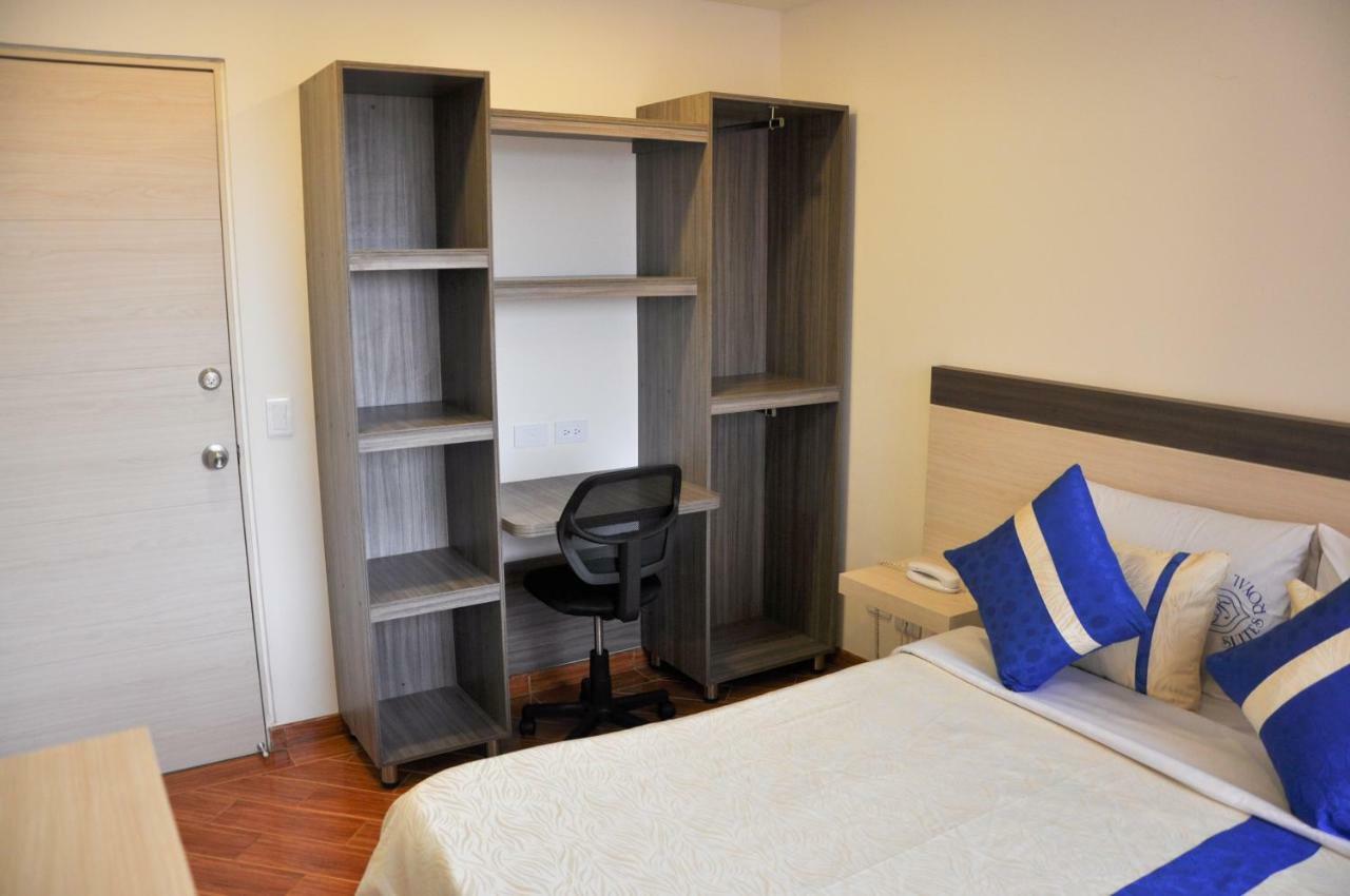 Hostal Suites Royal