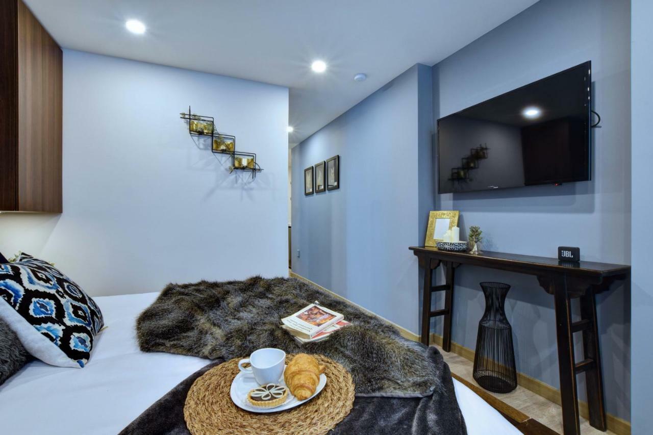 Konrad Suites By Lifeafar *