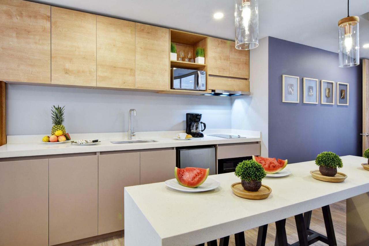 Konrad Suites By Lifeafar Bogotá