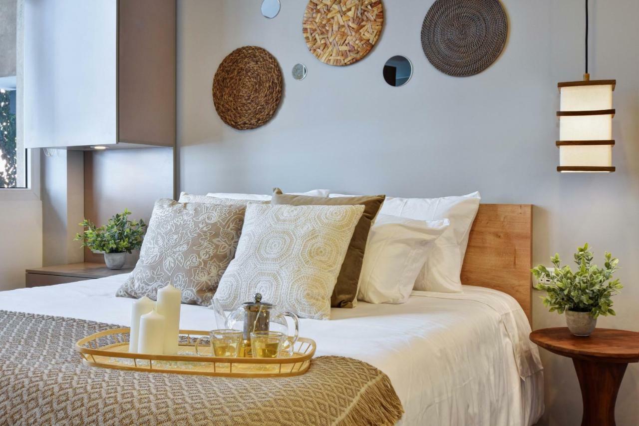 Apartamento Konrad Suites By Lifeafar