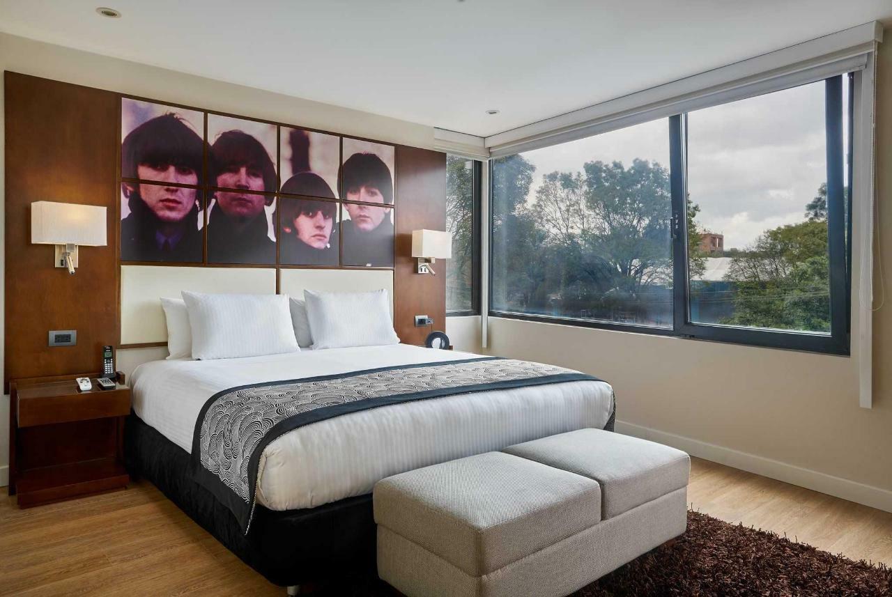 Celebrities 4*