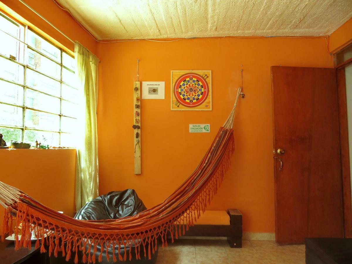 Hostal Okar - Airport *
