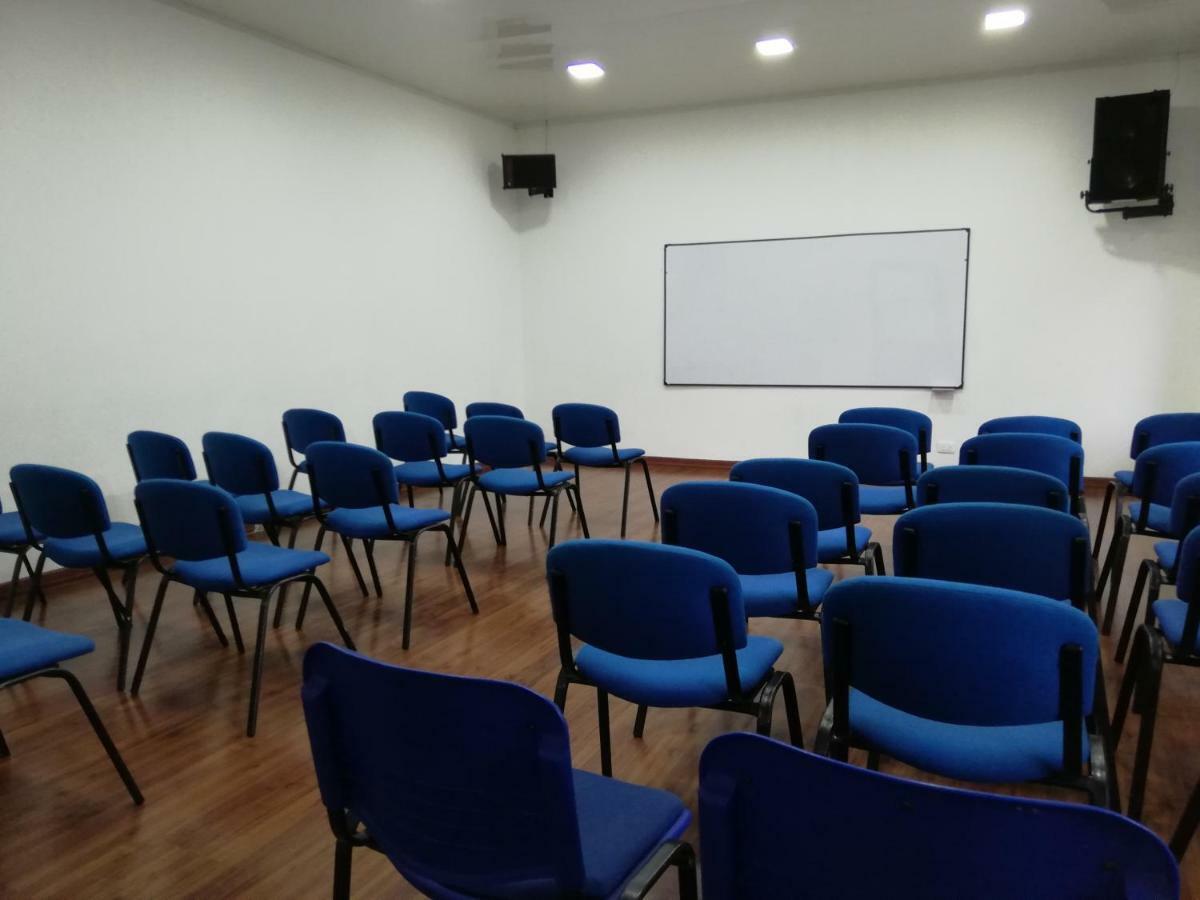 Parkway Hotel 3*