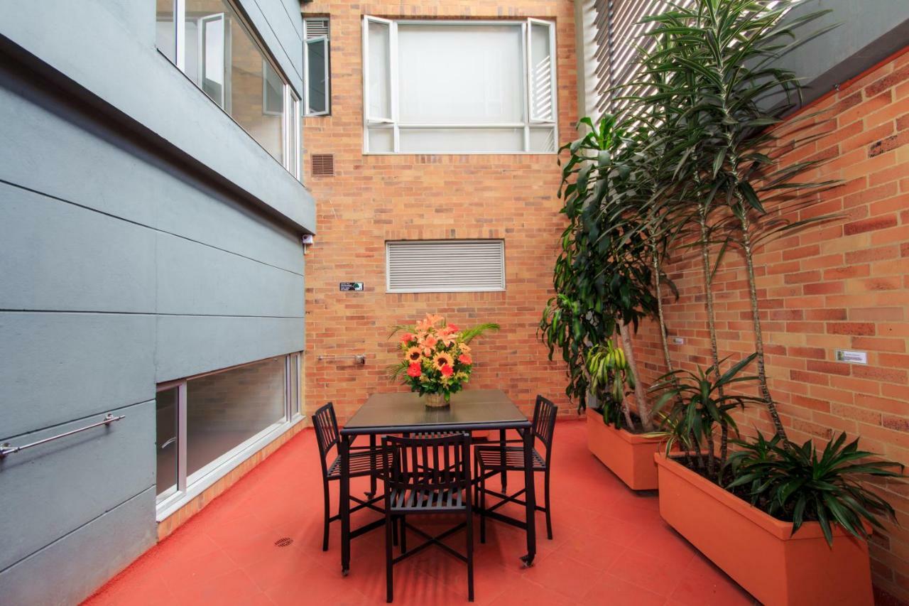 122 Plaza Apartahotel