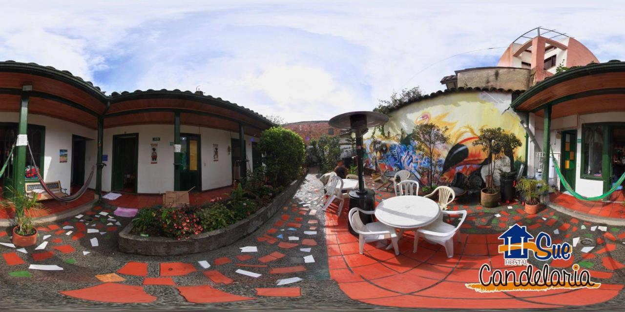 Sue Candelaria Hostal *