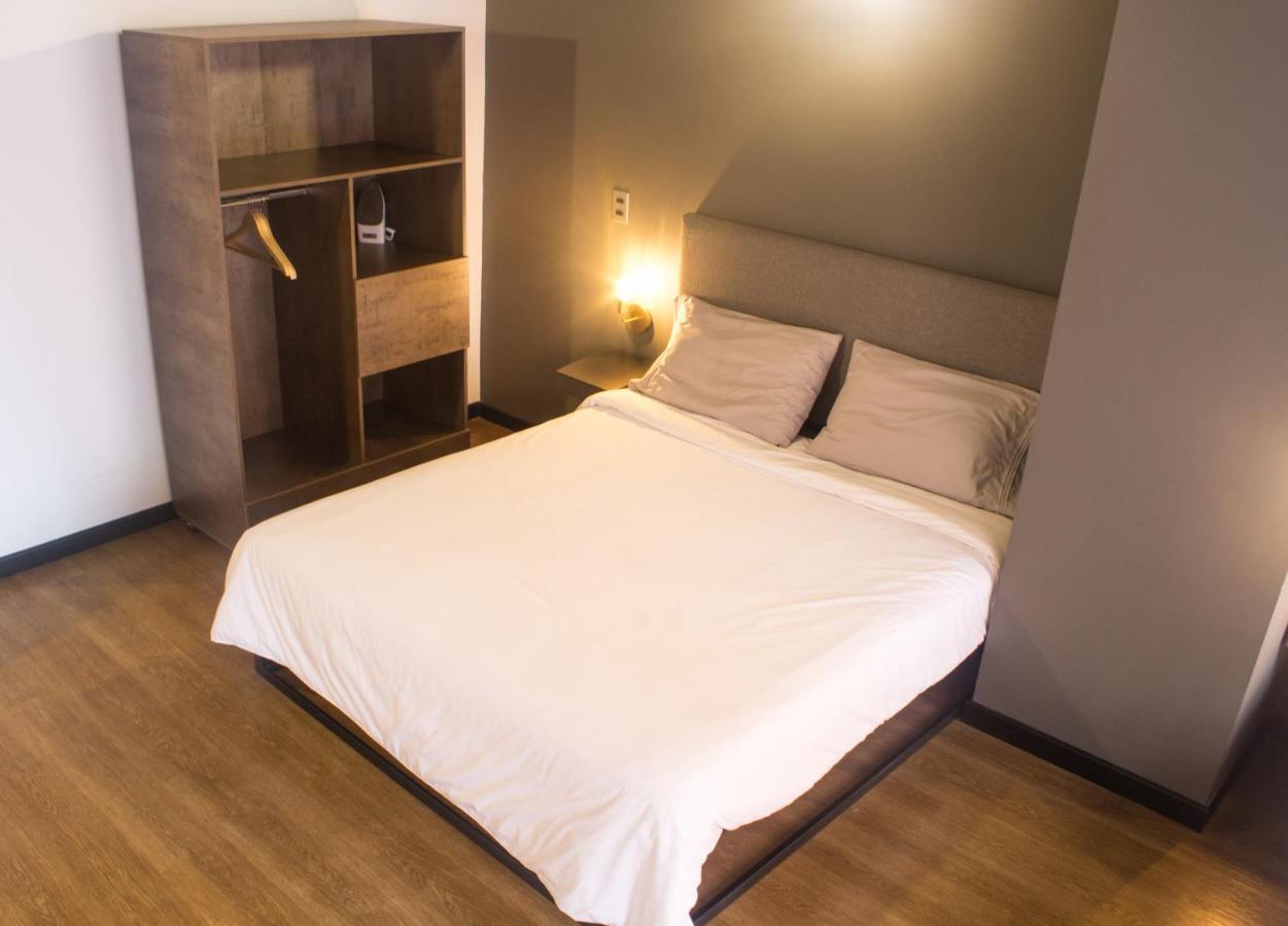Soy Local Parque La 93 Hotel