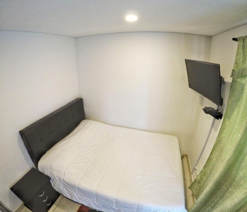 Apartamento Living 51 *