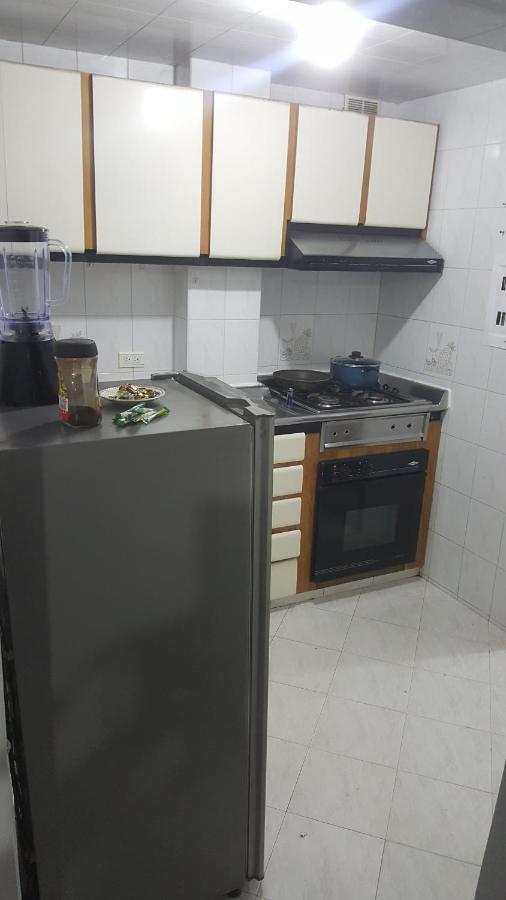 Cerca Aeropuerto, Fotos Y Huellas Visa Americana, Embajada Eeuu Bogotá