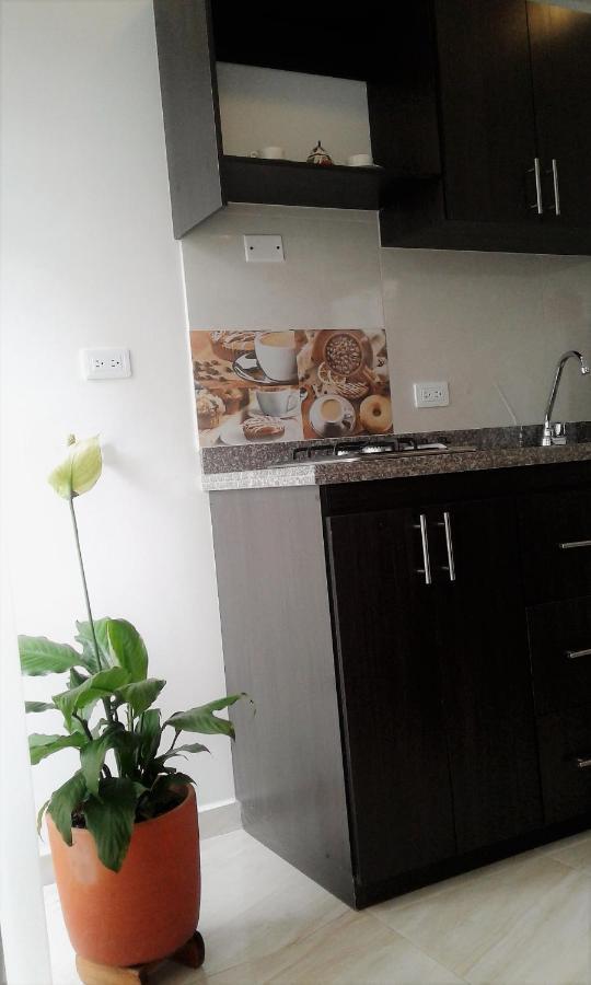 Kalos Meraki Apartasuites 3*