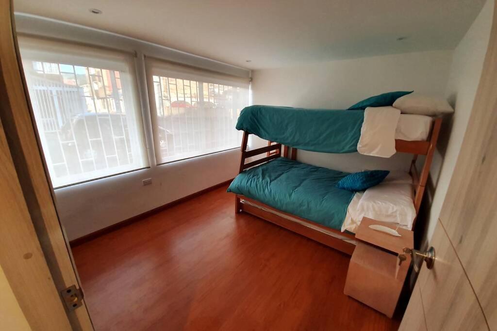 Apartamento Apto6 Nuevo: Corferias, Agora, Embajada, G12,un *
