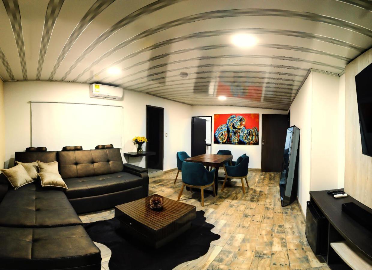 Ml Boutique 4*