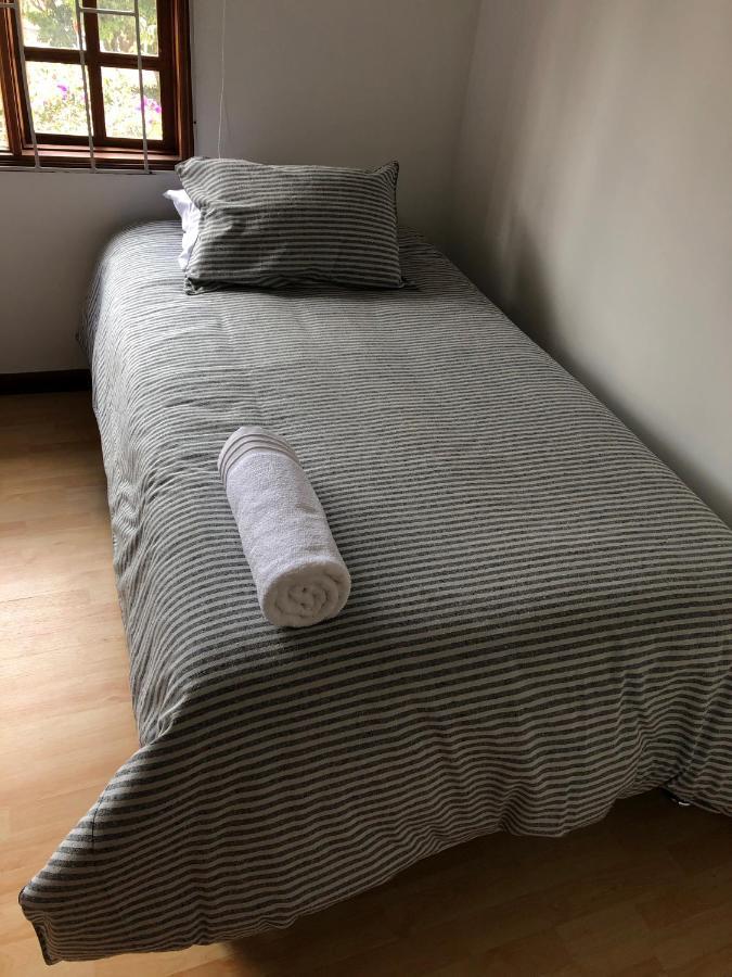 Casa Amarilla Hostal *