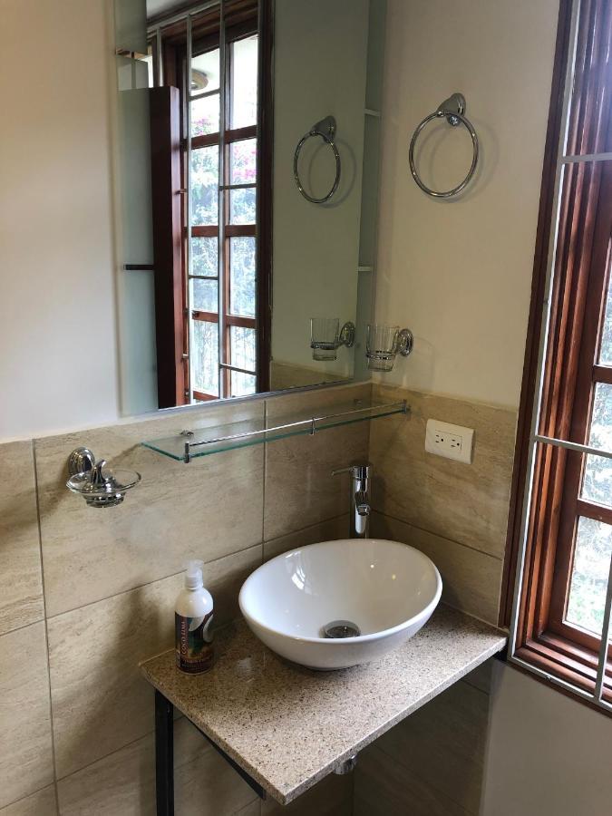 Hostal Casa Amarilla Bogotá