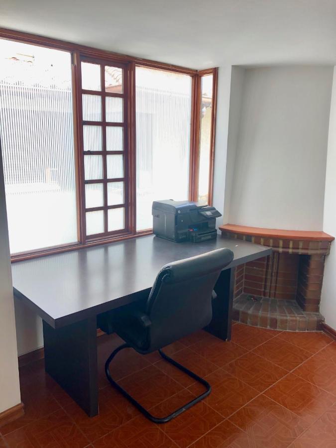 Casa Amarilla Hostal