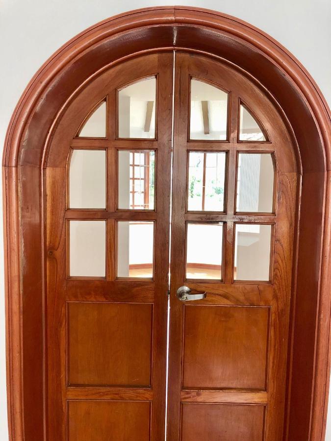 Casa Amarilla Hostal *