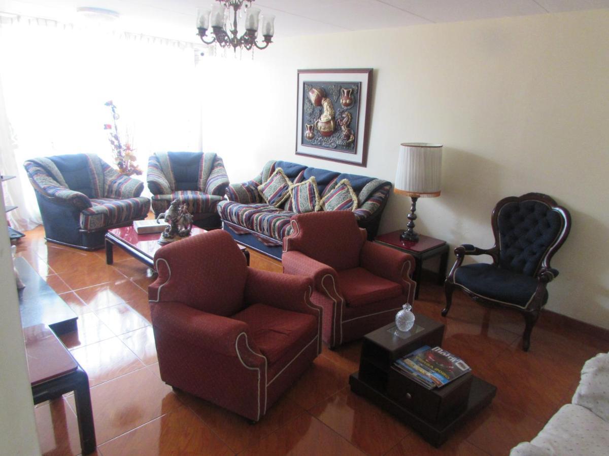Touristic House Habitación en casa particular Bogotá