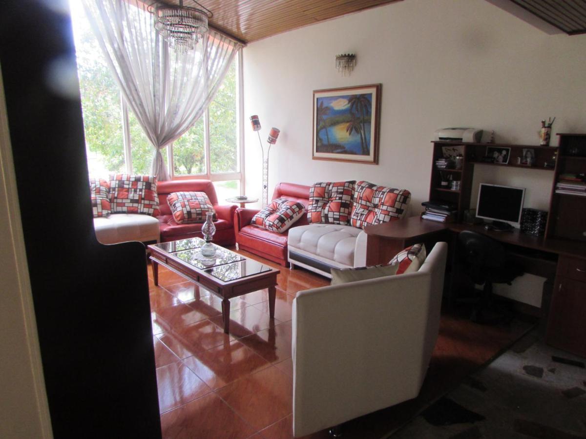 Habitación en casa particular Touristic House Bogotá