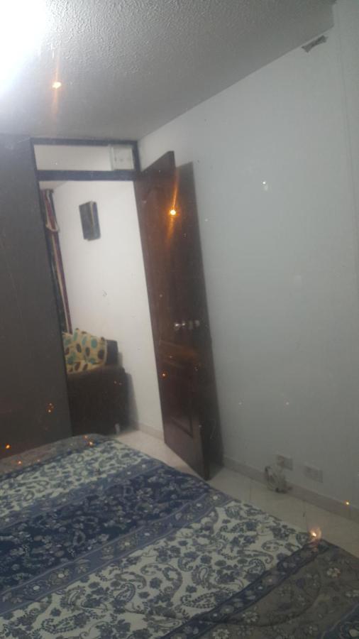 Apartamento Cerca Aeropuerto, Fotos Y Huellas Visa Americana, Embajada Eeuu
