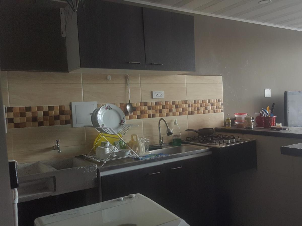 Apartamento Cerca Aeropuerto, Fotos Y Huellas Visa Americana, Embajada Eeuu