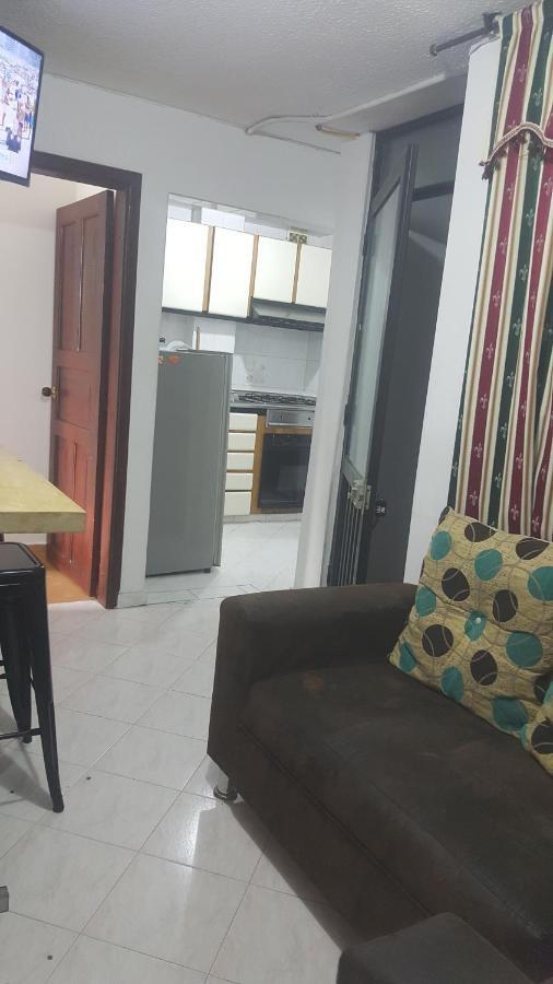 Cerca Aeropuerto, Fotos Y Huellas Visa Americana, Embajada Eeuu Apartamento Bogotá