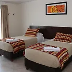 Hoteles Bogotá Inn Teatro La Castellana Group