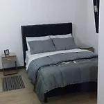 Nuevo y moderno Apartestudio totalmente amoblado excelente iluminación