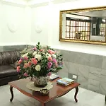 Suites Real 85