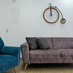 Hermoso Loft En Unicentro, Batan, Clinica Reina Sofia!