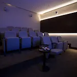93 Luxury Suites&Residences