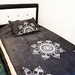 Hostal Lucas Corferias - Habitaciones Privadas