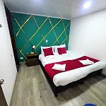 Hotel Kristal Ferial